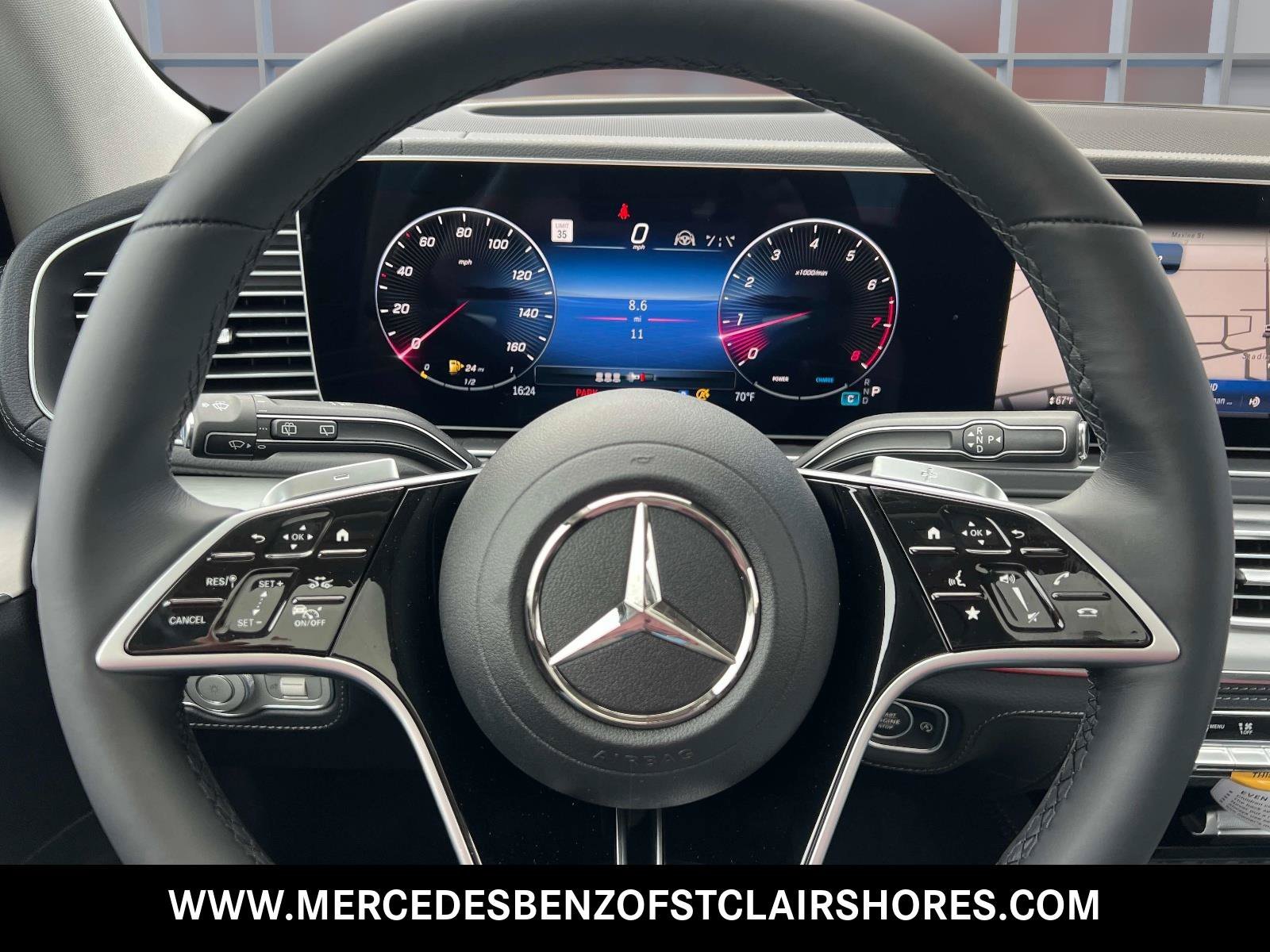 New 2026 Obsidian Black Metallic Mercedes-Benz GLE 350 image 22