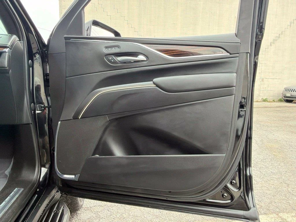 2023 Cadillac Escalade Luxury - Photo 21