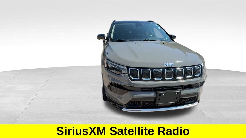 Used 2022 Gray Jeep Limited image 13