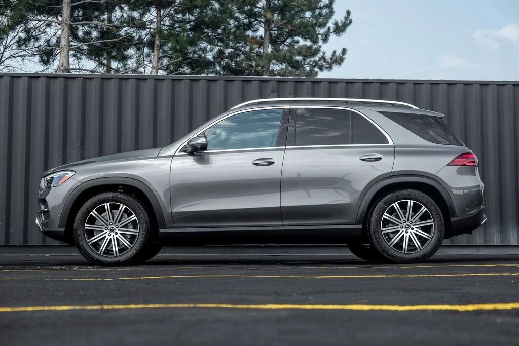 New 2026 Selenite Grey Metallic Mercedes-Benz GLE 350 image 2