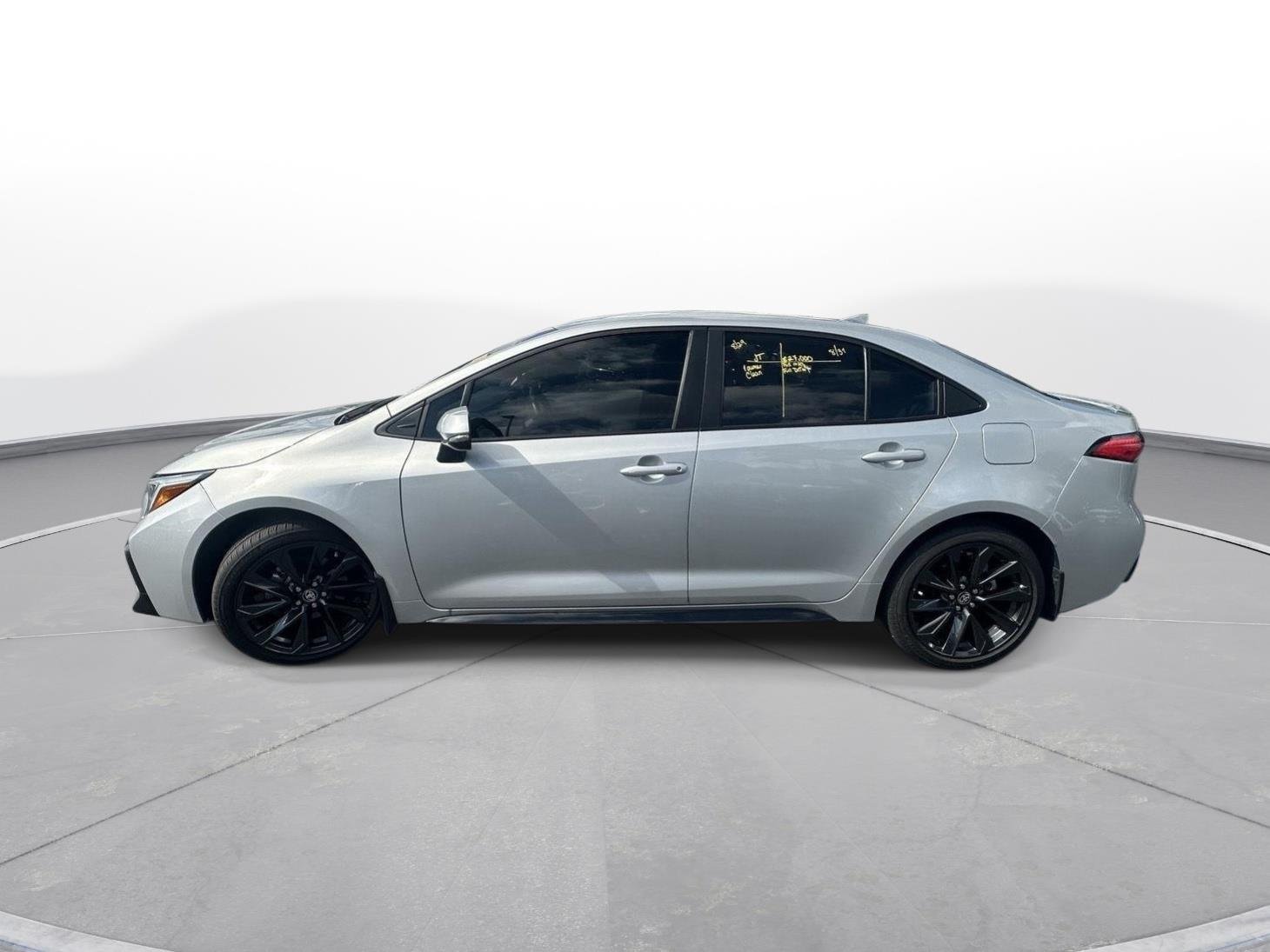 Used 2025 Classic Silver Metallic Toyota SE image 9