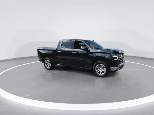 Used 2022 Gray Chevrolet LTZ image 2