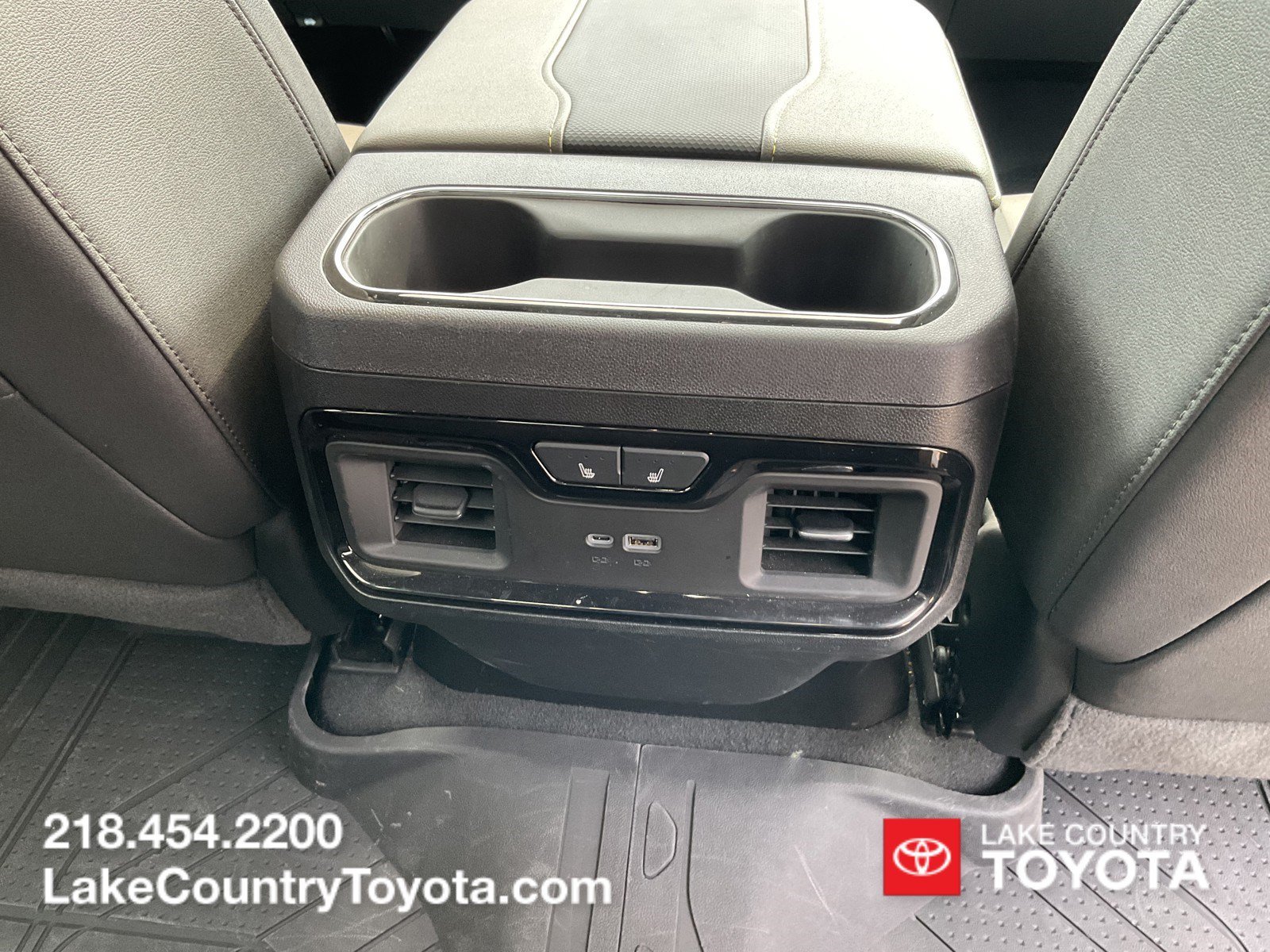 Used 2024 White Chevrolet ZR2 image 18