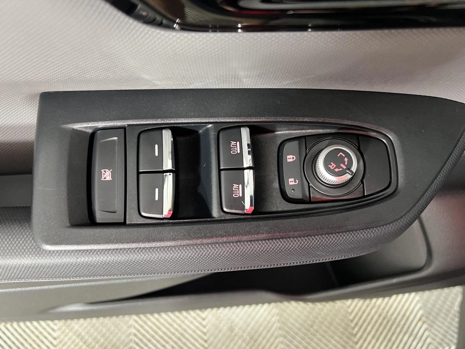 Used 2025 Crystal Black Silica Subaru Sport Hybrid image 10