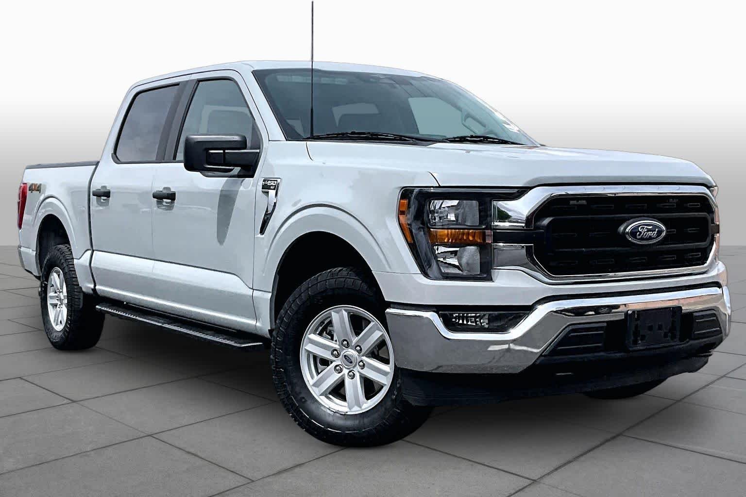 Used 2023 Avalanche Ford XLT image 3