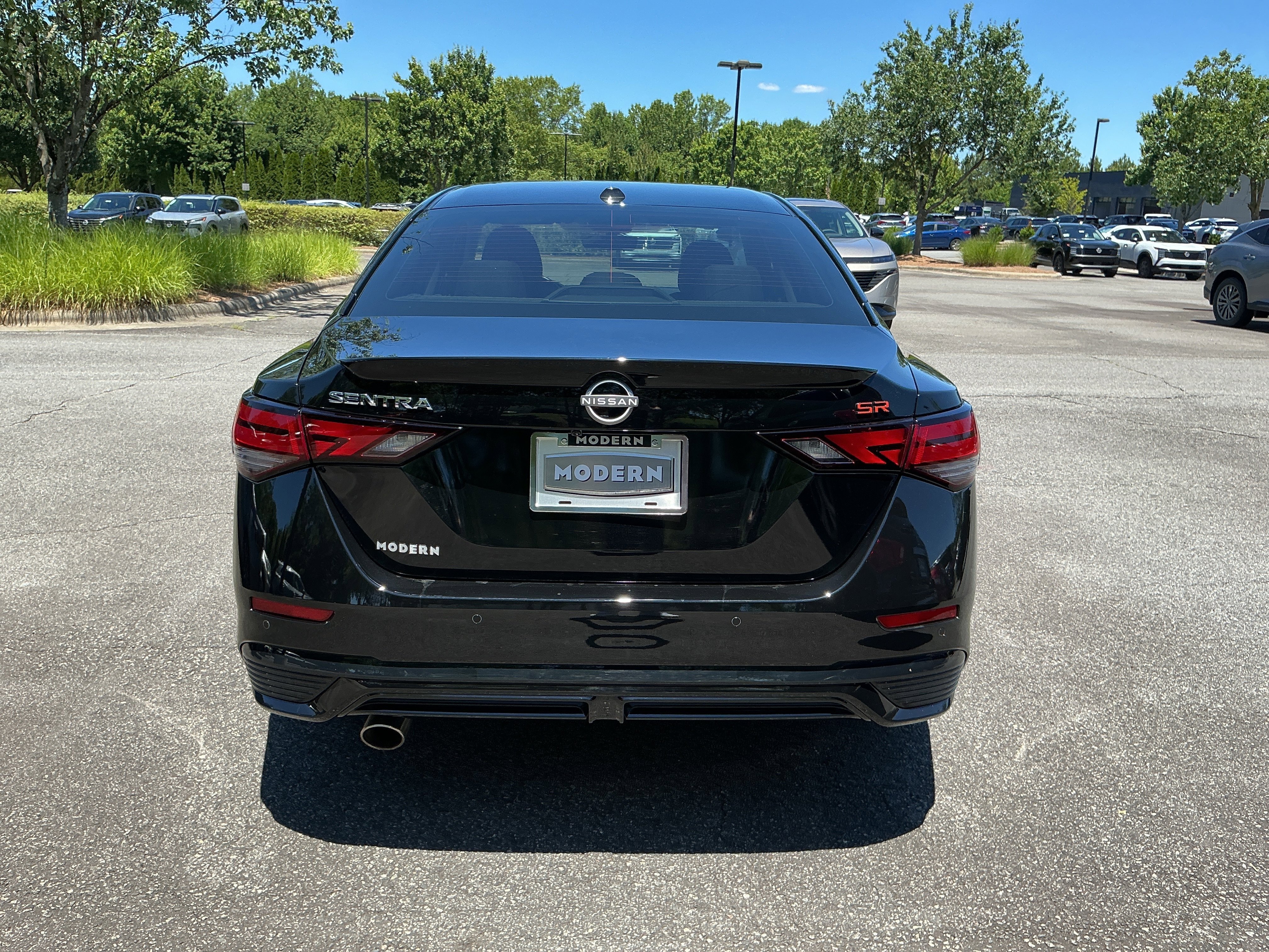 Used 2024 Super Black Nissan SR image 3