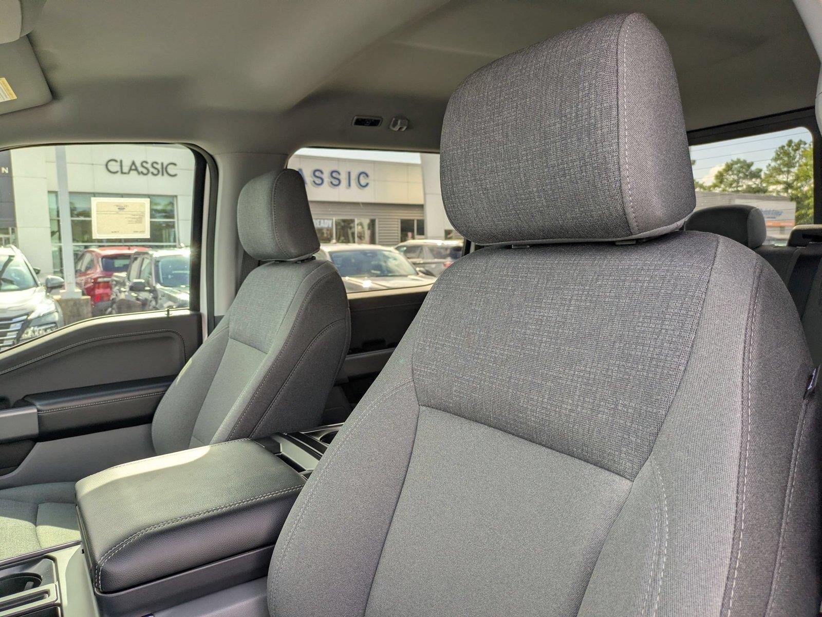 Used 2024 Oxford White FORD XLT image 14