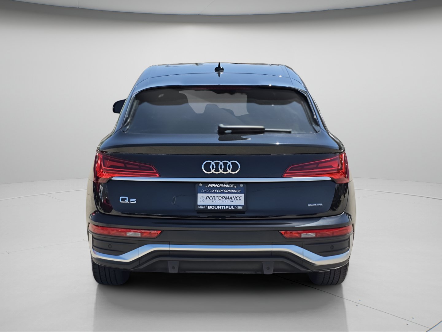 Used 2022 Black Metallic Audi 45 S line Premium image 23