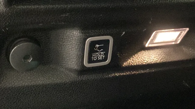 Used 2021 Bright White Clearcoat Jeep Limited image 40