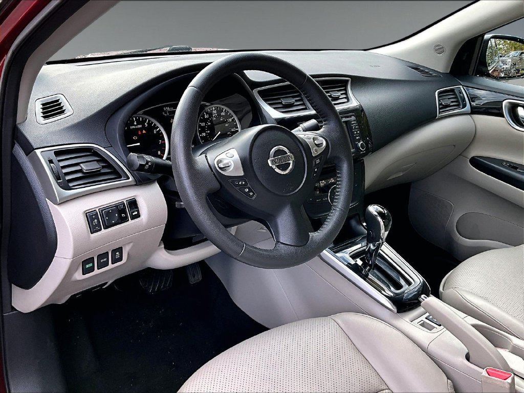Used 2017 Scarlet Ember Nissan SL image 8