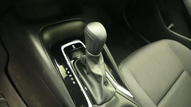 Used 2023 White Toyota LE image 18
