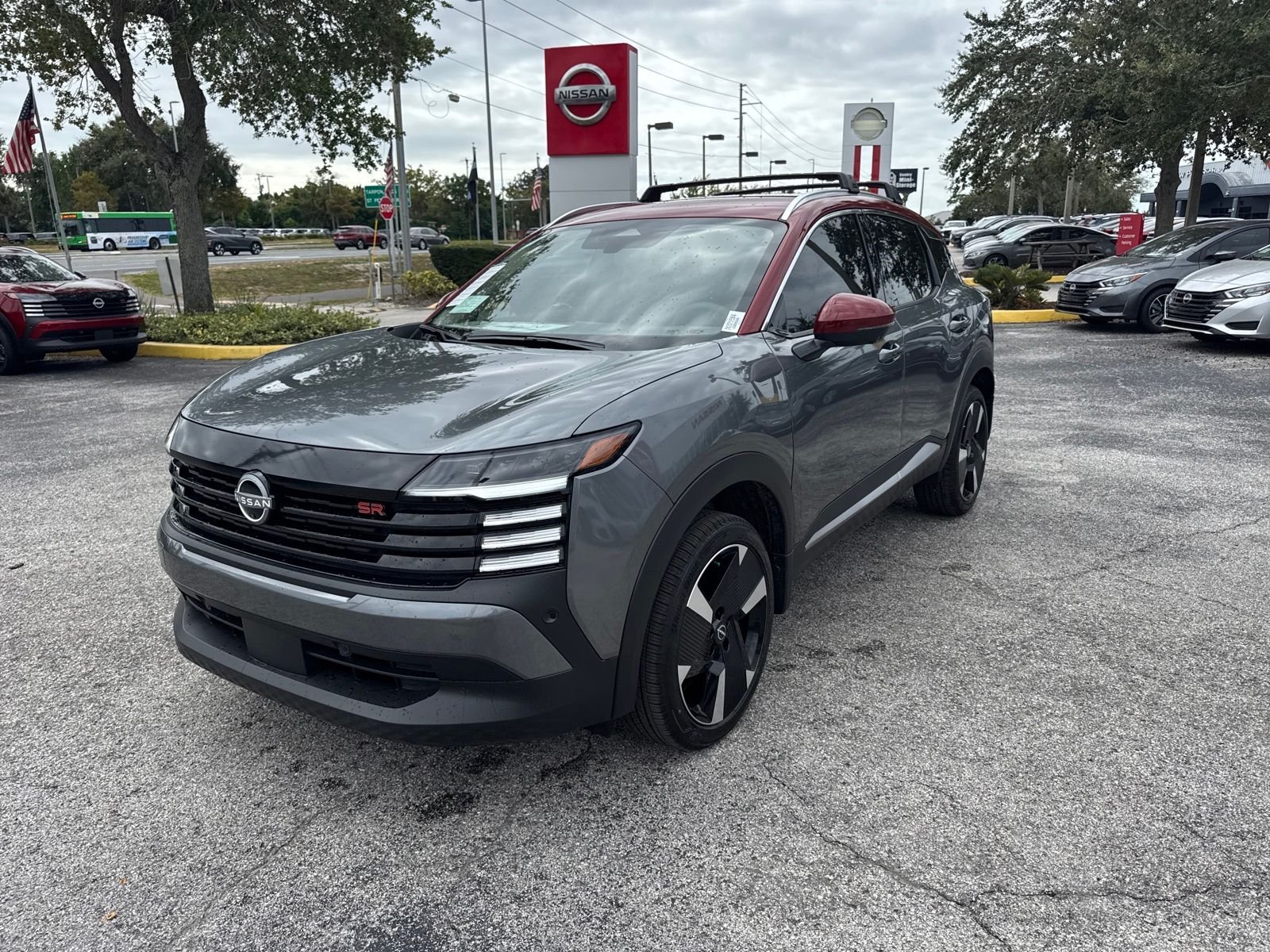 New 2026 Nissan Kicks SR 4D Sport Utility