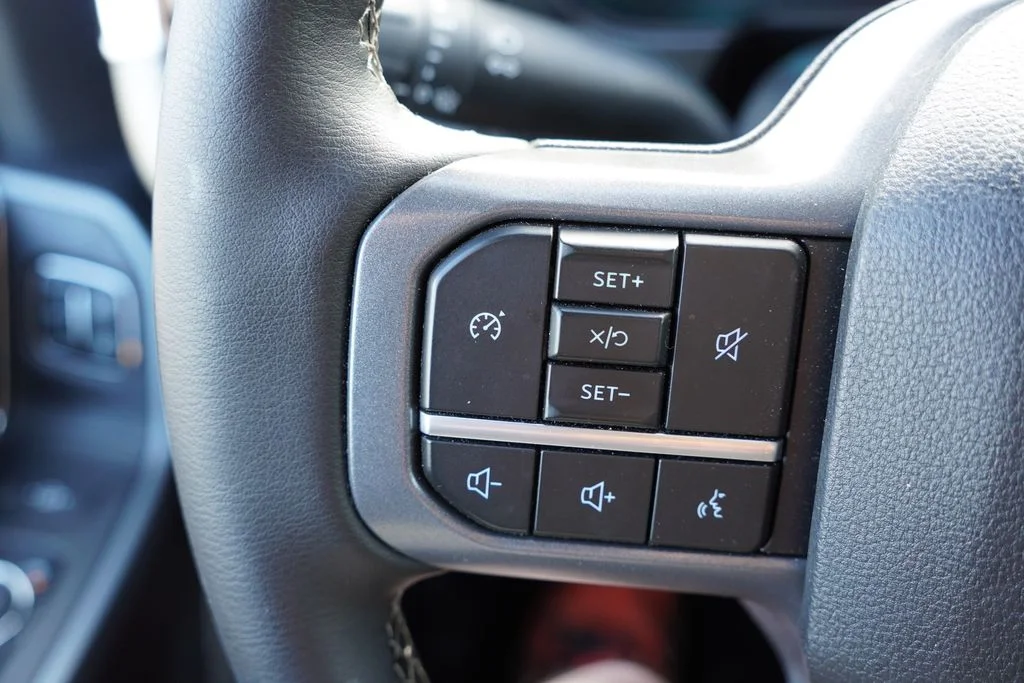 Used 2025 Gray Ford Lariat image 36