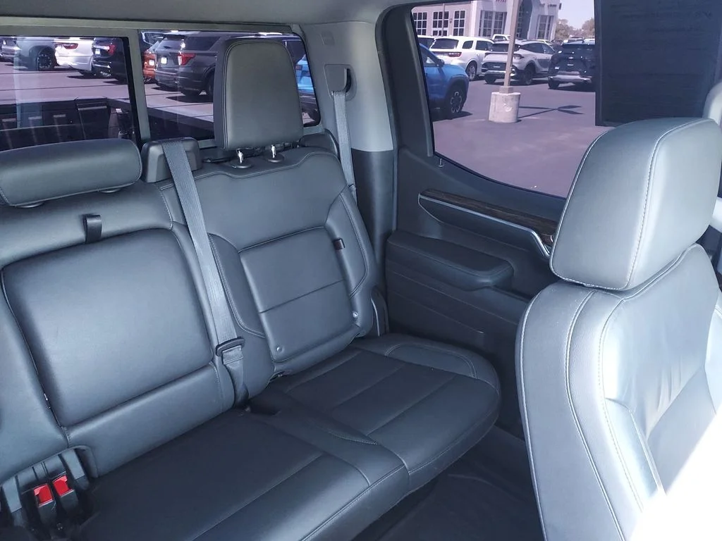 Used 2022 Black GMC Elevation image 14