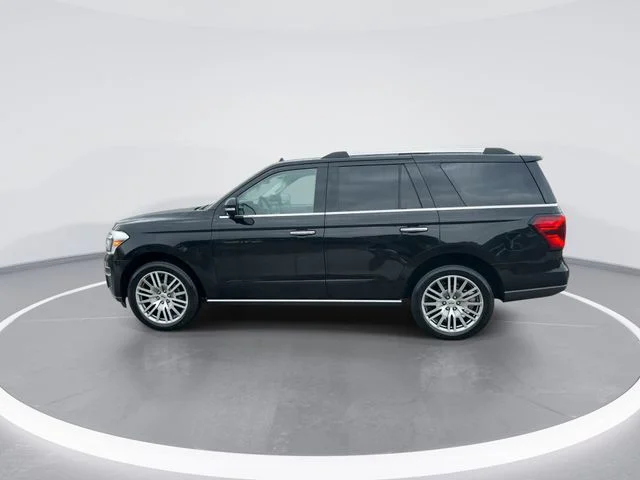 Used 2023 Black Ford Limited image 4