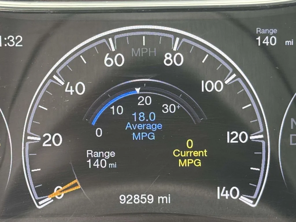 Used 2022 White Jeep Limited image 24