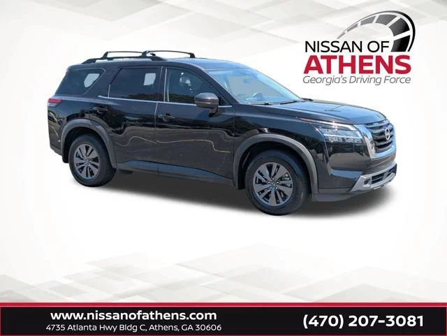 2022 Nissan Pathfinder SV 2WD's photo