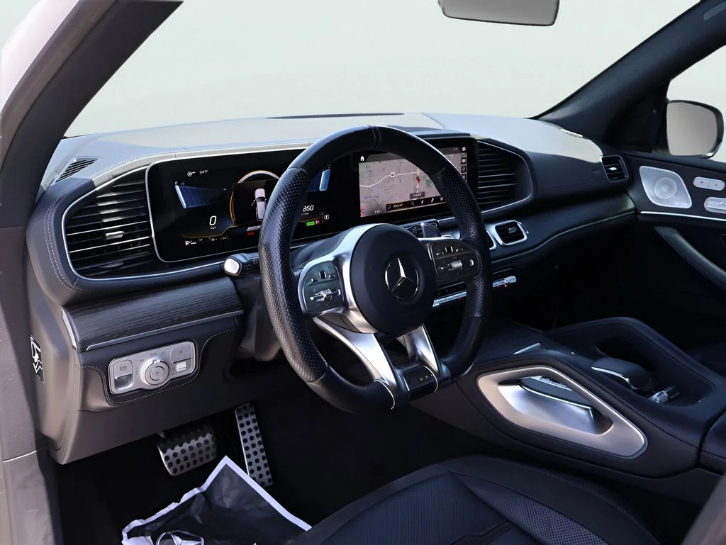 Used 2021 designo Diamond White Metallic Mercedes-Benz GLE 53 AMG® image 20