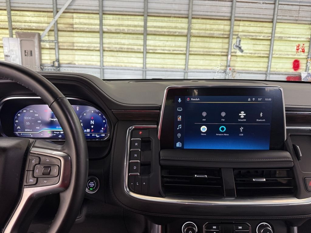 Used 2024 Gray Chevrolet Z71 image 16