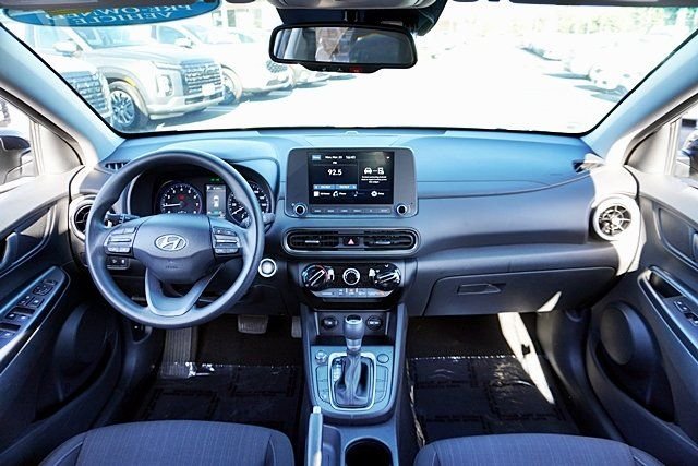 Used 2023 Silver Hyundai SEL image 17