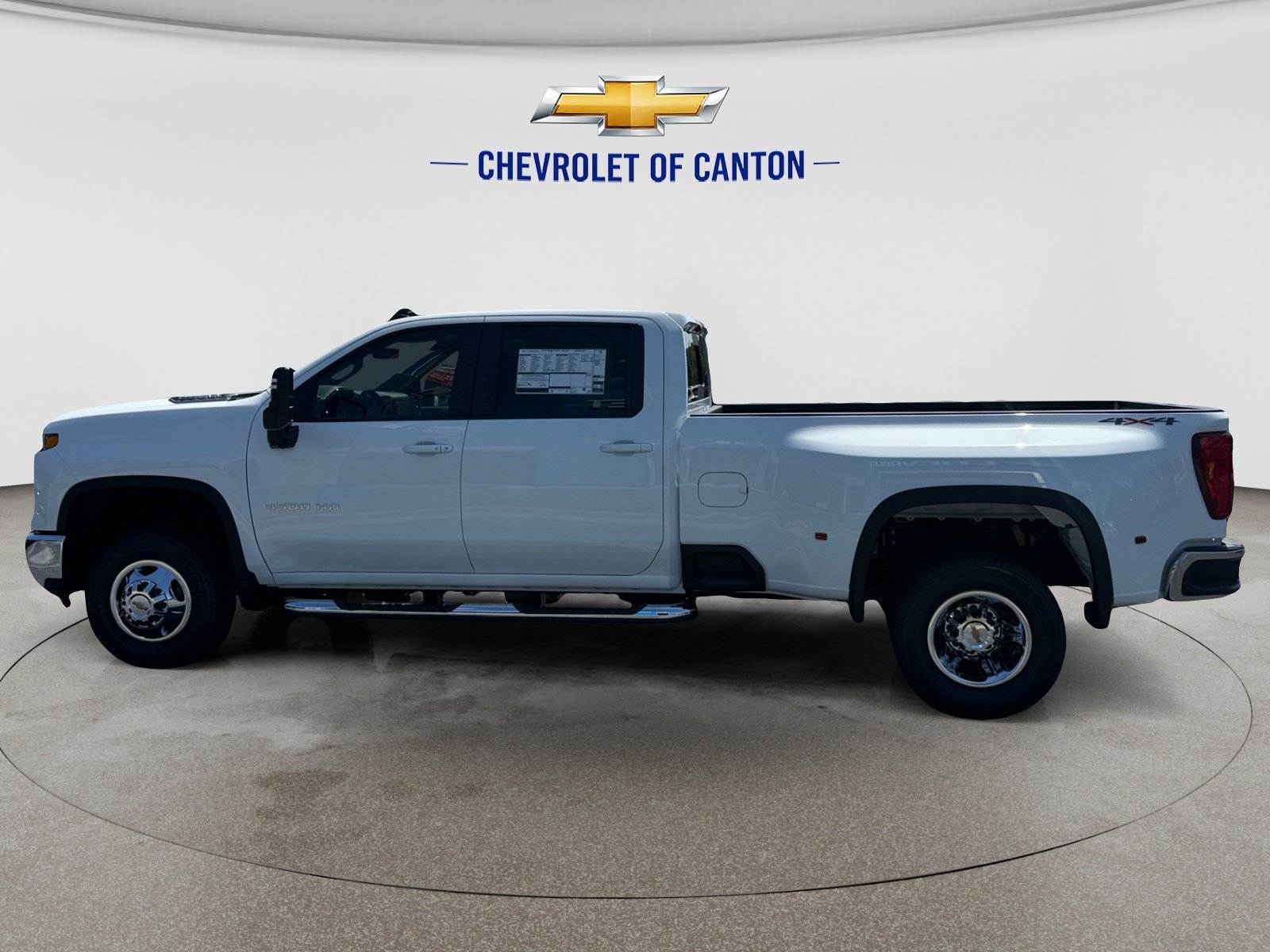 2026 Chevrolet Silverado 3500 HD LT - Photo 8