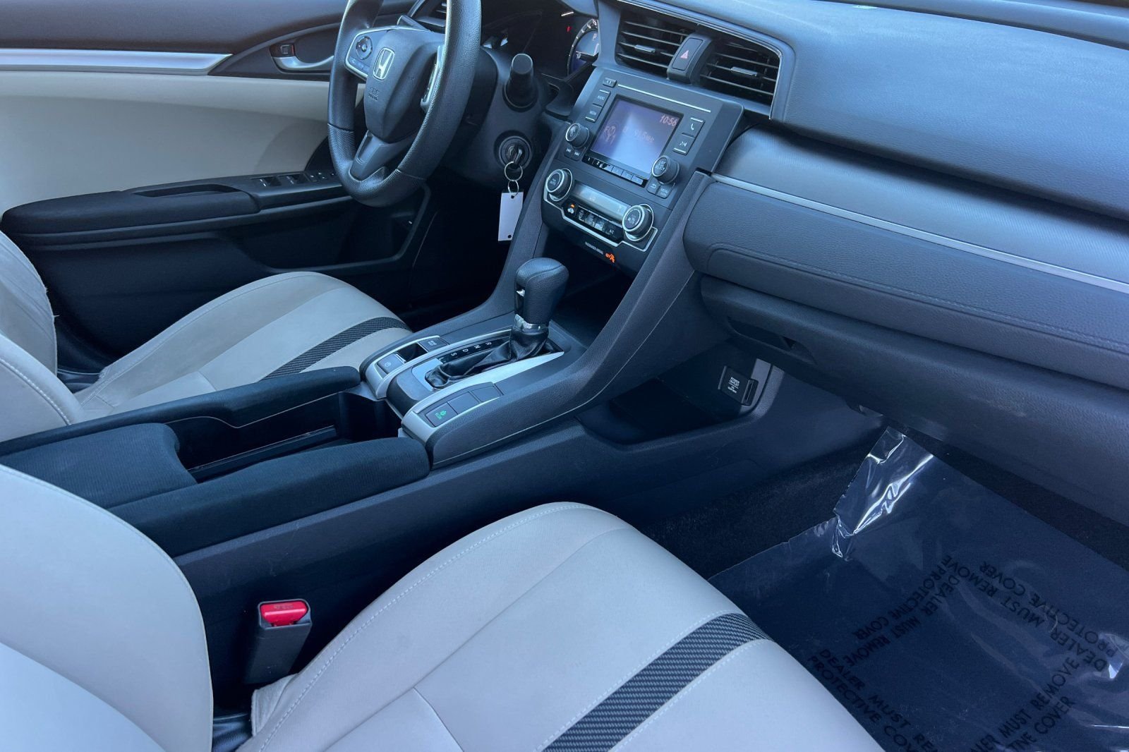 Used 2016 Taffeta White Honda LX image 17
