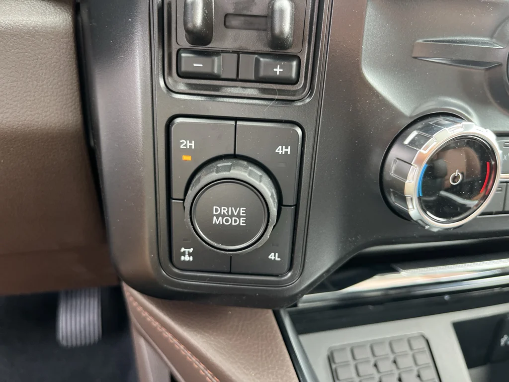 New 2026 Glacier Gray Metallic Tri-Coat Ford F-250® King Ranch® image 38