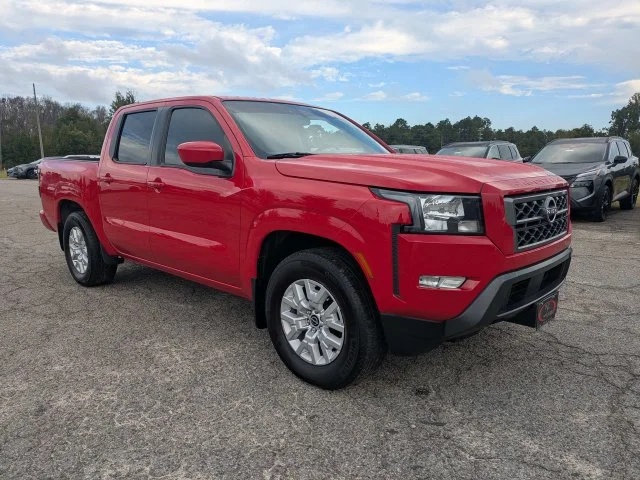 Used 2024 Red Nissan SV image 2