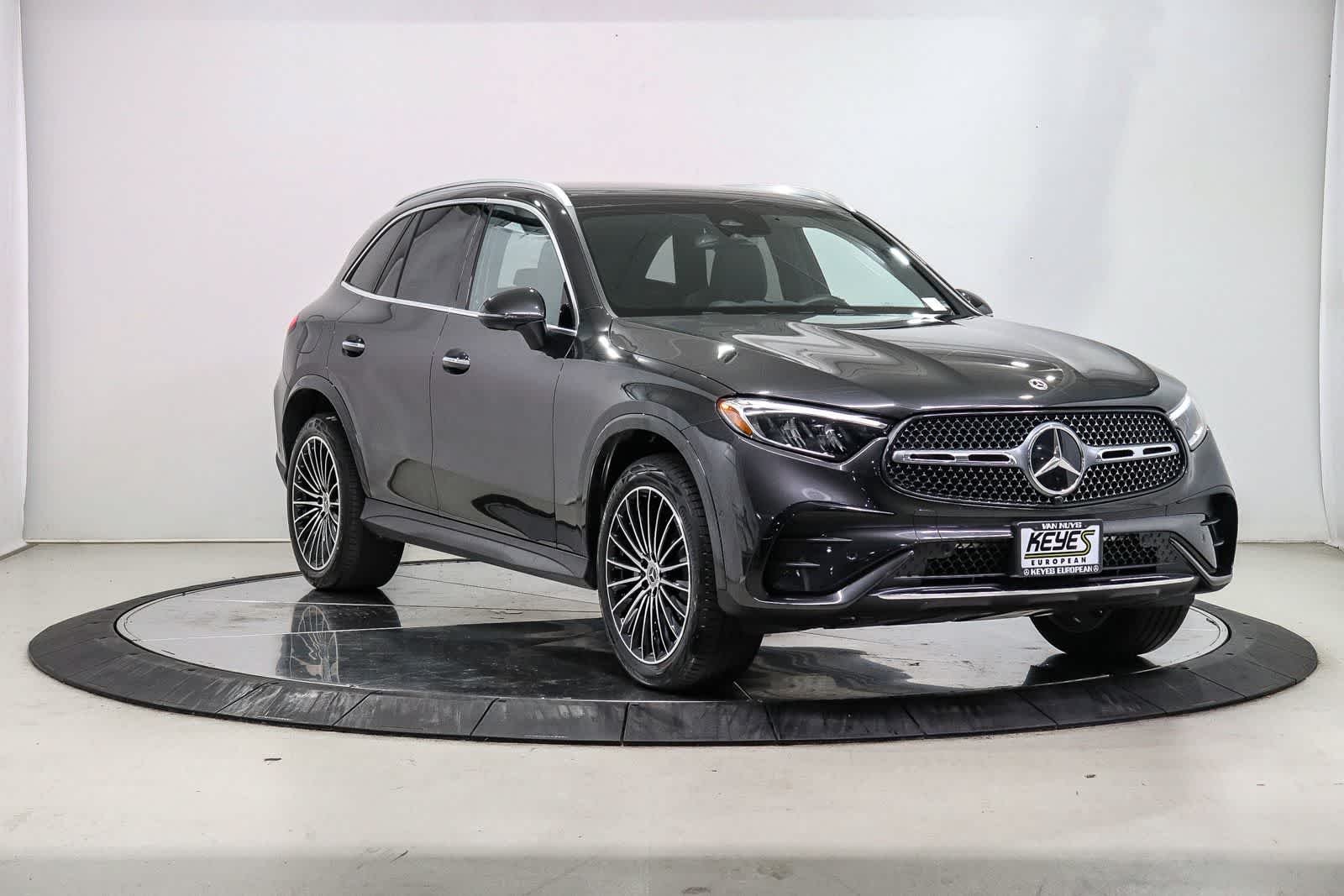 Certified Used 2026 Graphite Grey Metallic Mercedes-Benz GLC 300 image 5