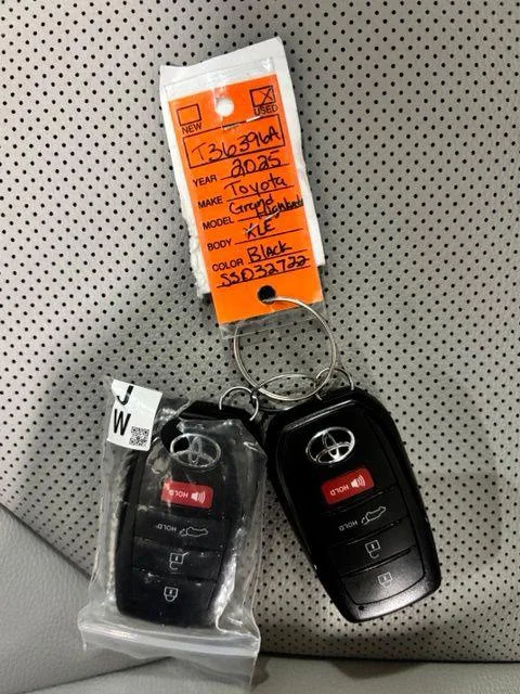 Used 2025 MIDNIGHT BLACK METALLIC Toyota  image 26