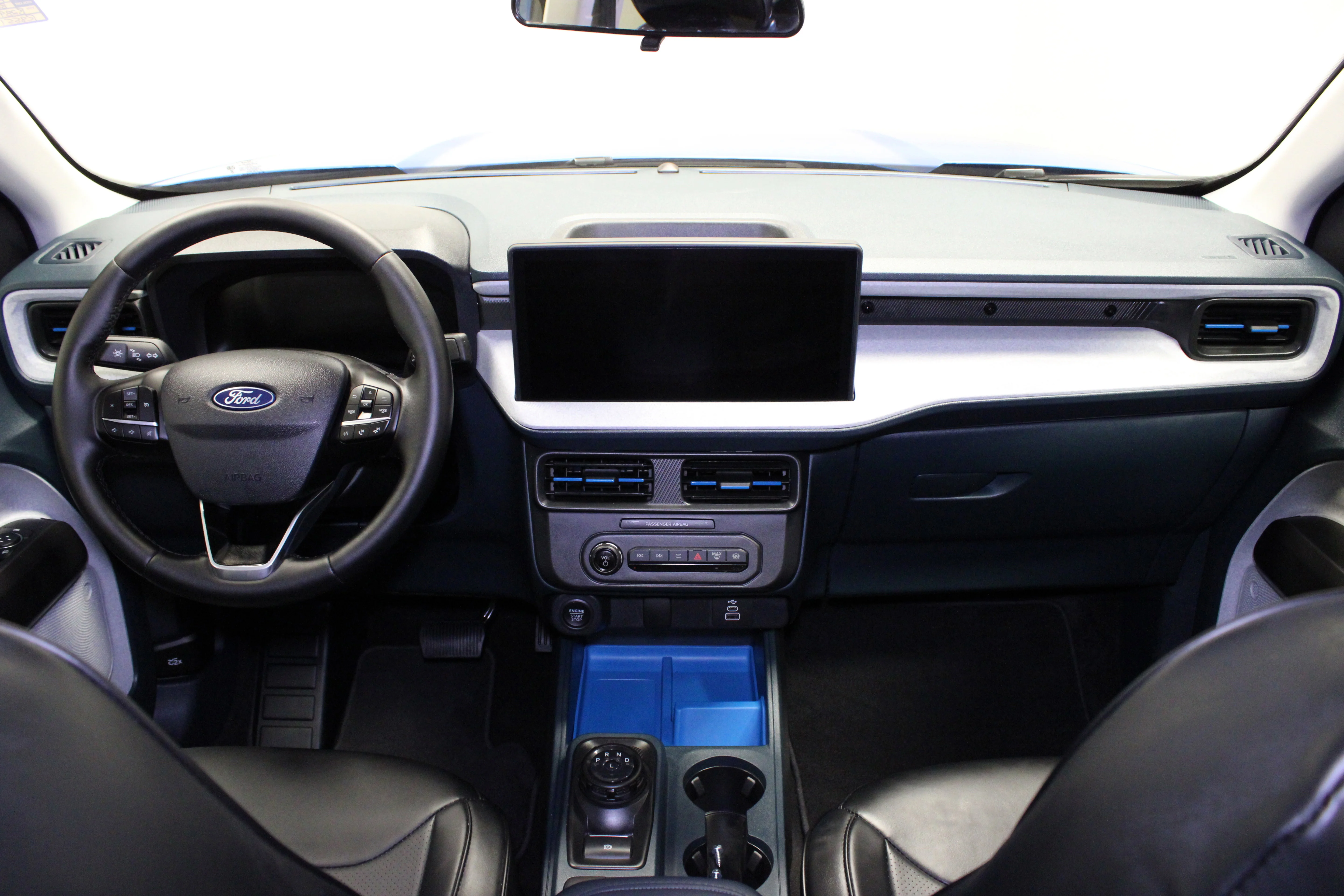 Used 2025 Blue Ford XLT image 20