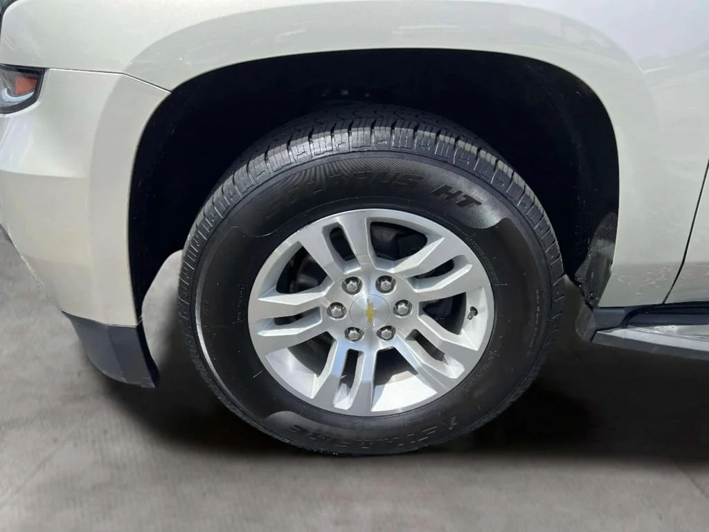 Certified Used 2015 CHAMPAGNE SILVER METALLIC Chevrolet LT image 7