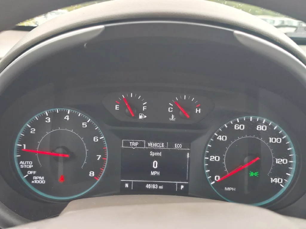 Used 2023 STERLING GRAY METALLIC Chevrolet LT image 23