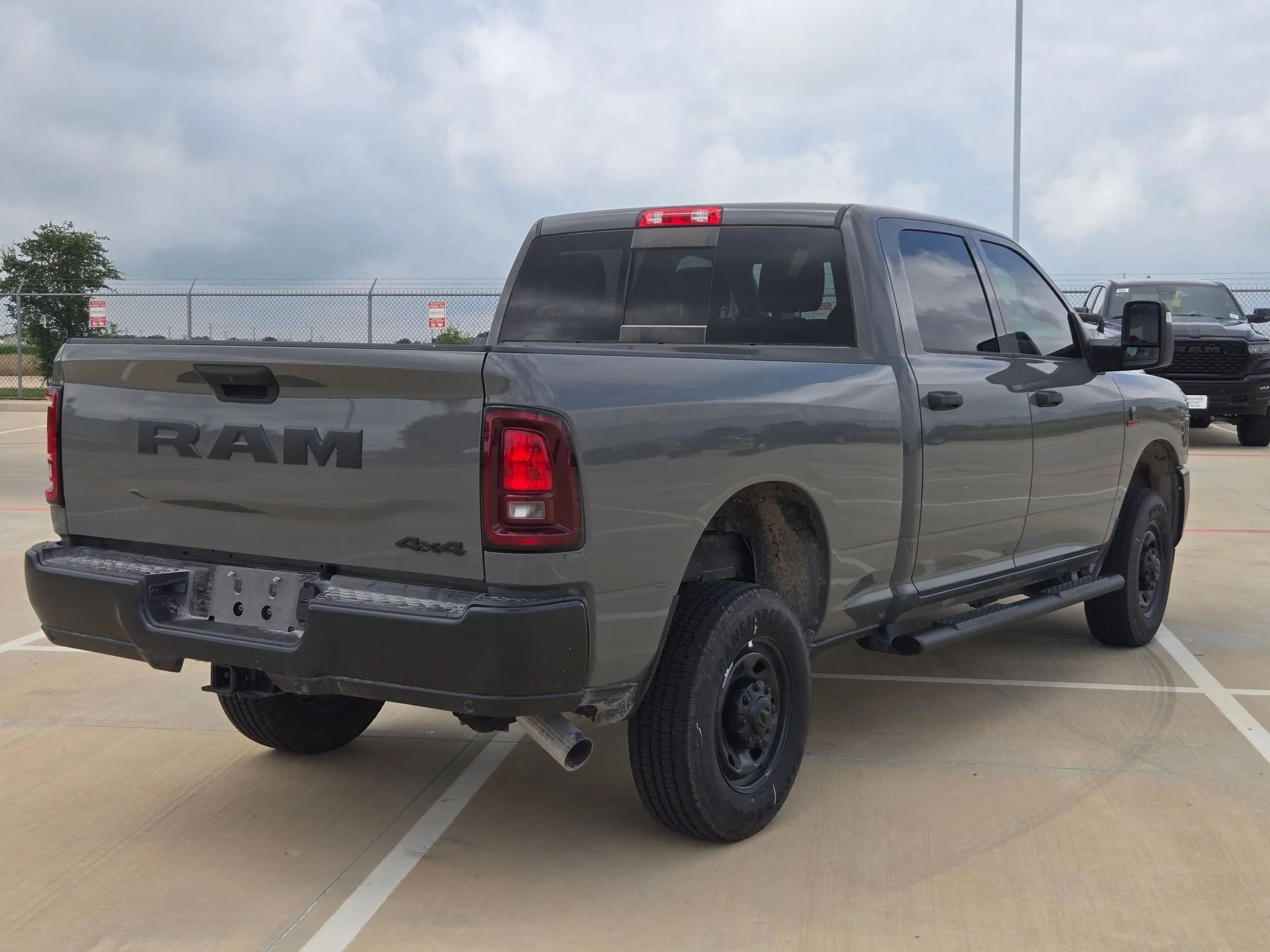 New 2026 Ceramic Gray Clear-Coat Exterior Paint RAM Tradesman image 3