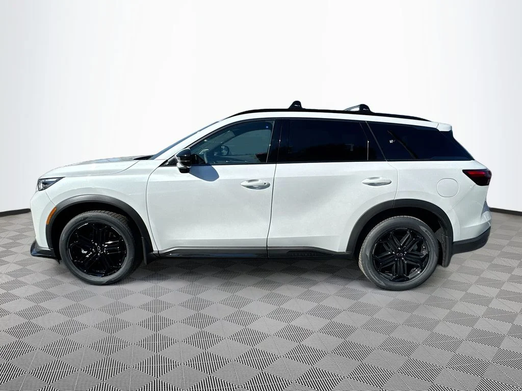 Certified Used 2026 White INFINITI SPORT image 9