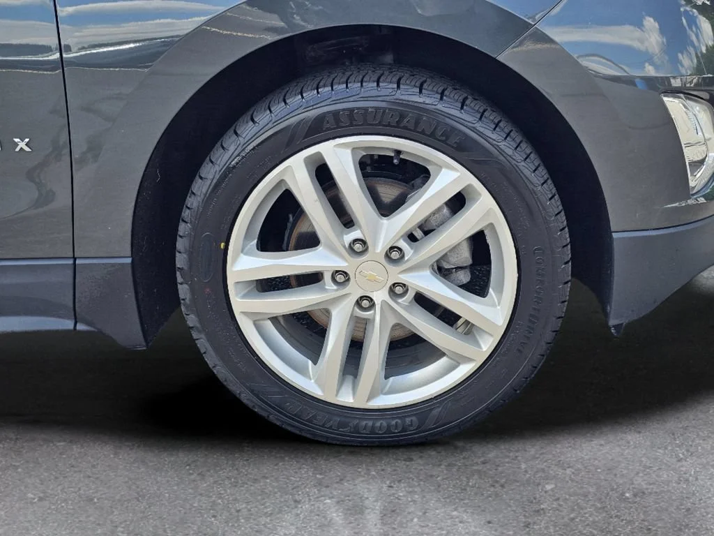 Used 2019 NIGHTFALL GRAY METALLIC Chevrolet Premier image 6