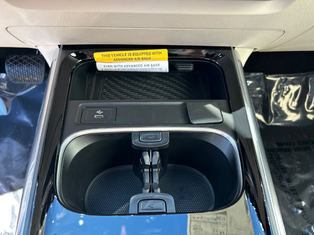 New 2026 Polar White Mercedes-Benz GLA 250 image 57