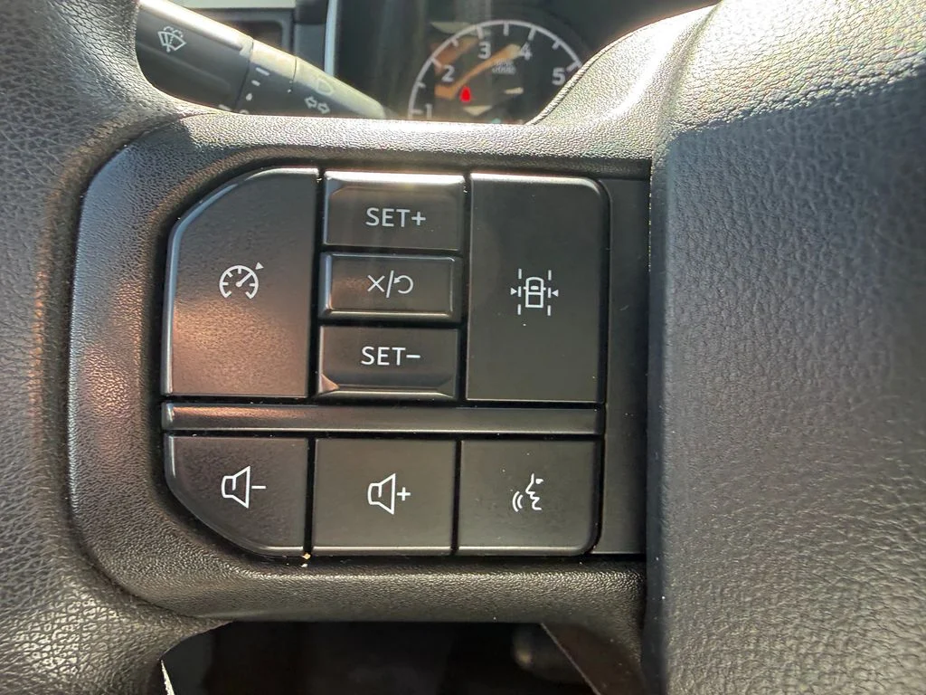 Used 2023 Blue Ford XLT image 18
