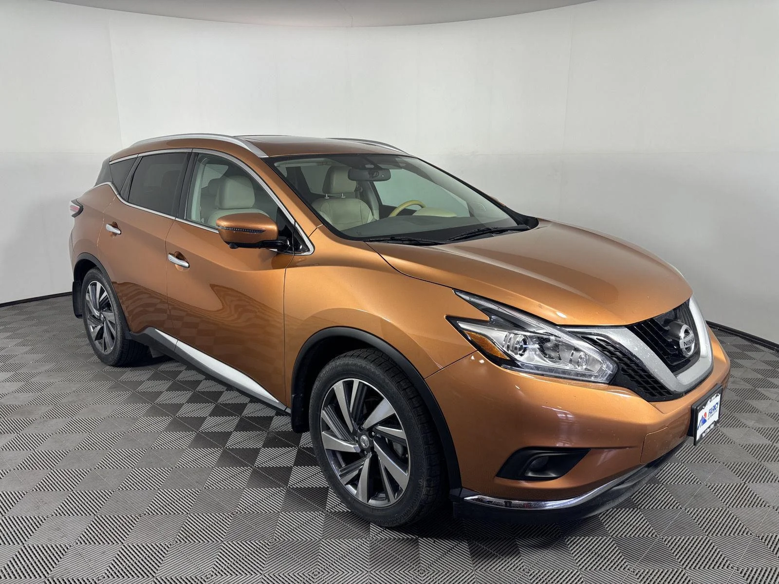 Used 2017 Pacific Sunset Metallic Nissan Platinum image 10