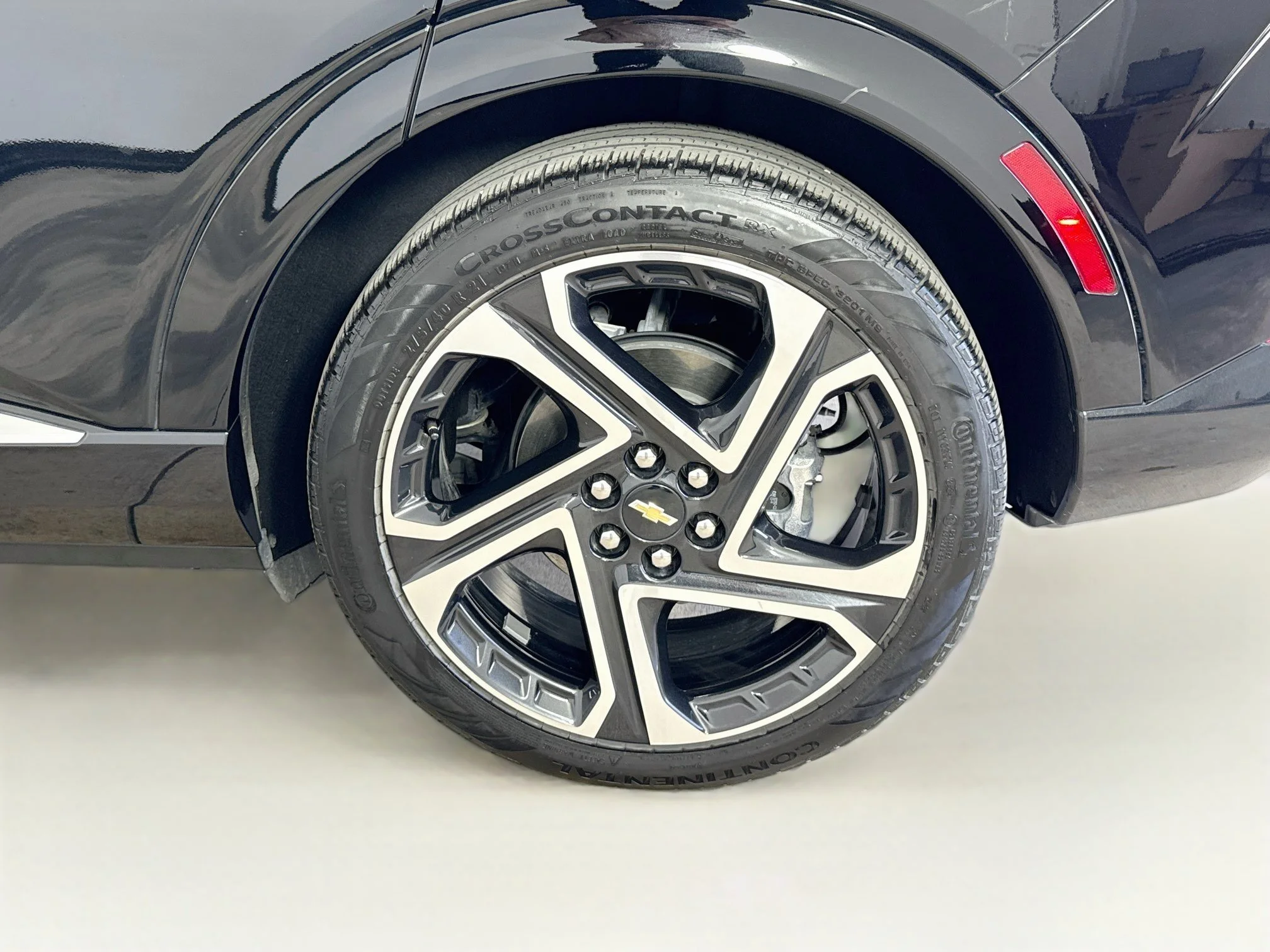 Used 2025 Black Chevrolet LT image 33