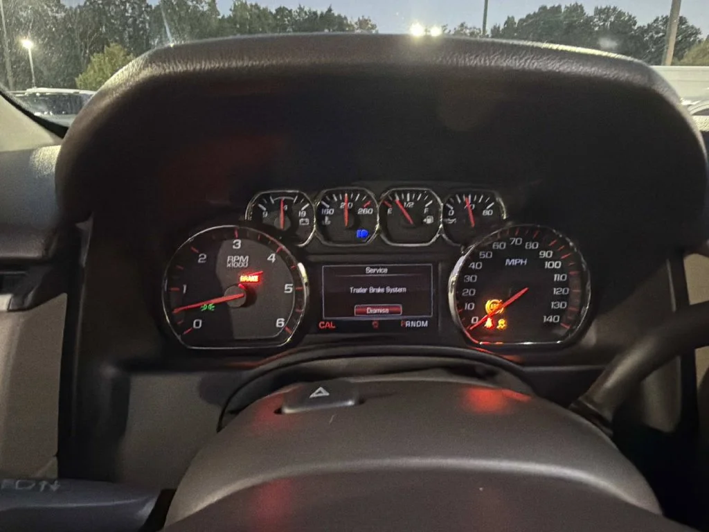 Used 2016 Black GMC SLT image 19