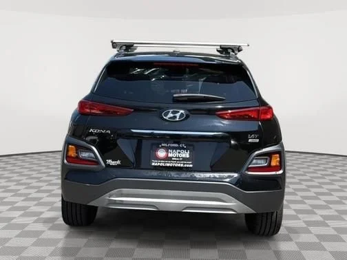 Used 2018 Black Hyundai Limited image 4