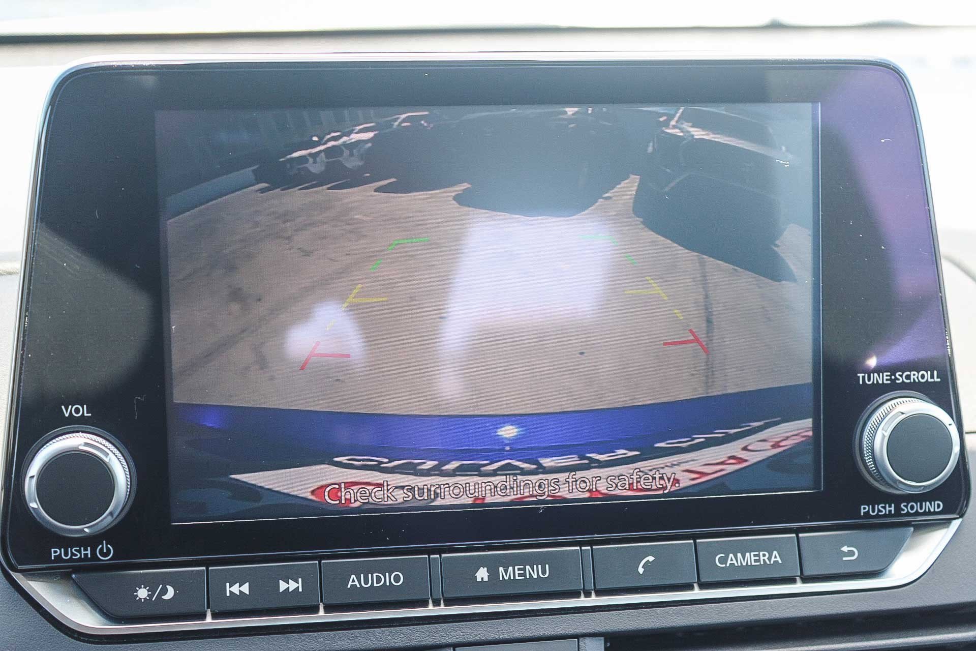 2025 Nissan Altima SR - Photo 24