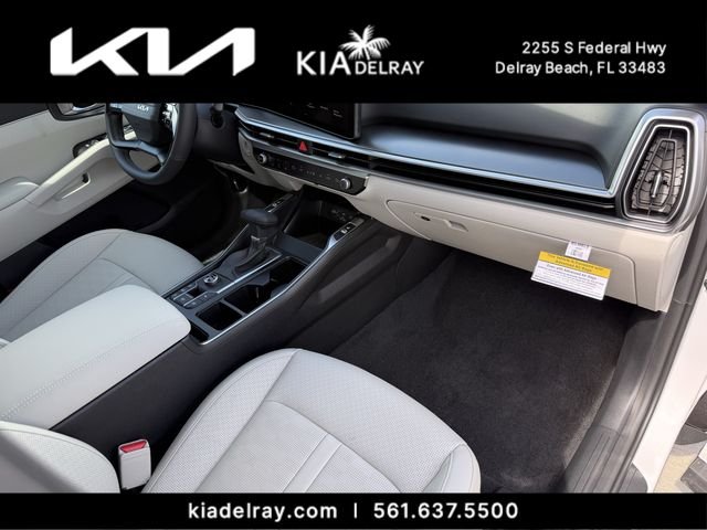 New 2026 Glacial White Pearl Kia S image 9