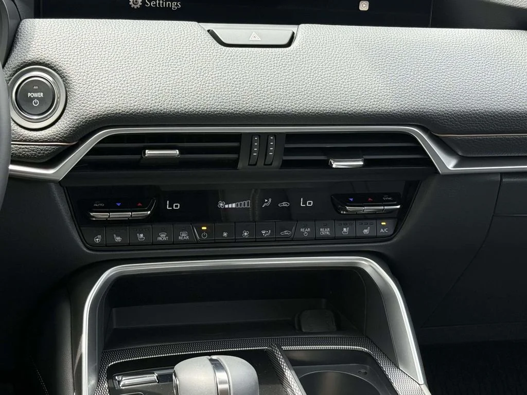 New 2026 White Mazda Preferred image 22