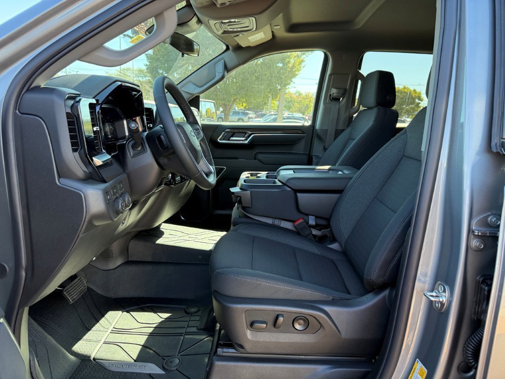 2026 Chevrolet Silverado 1500 RST - Photo 12