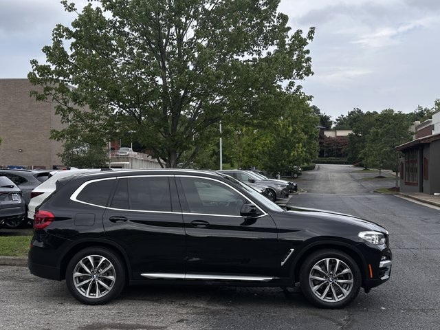 Used 2019 Black Sapphire Metallic BMW sDrive30i/Heated-Cooled Seats/Blind Spot/Pano Roof image 3