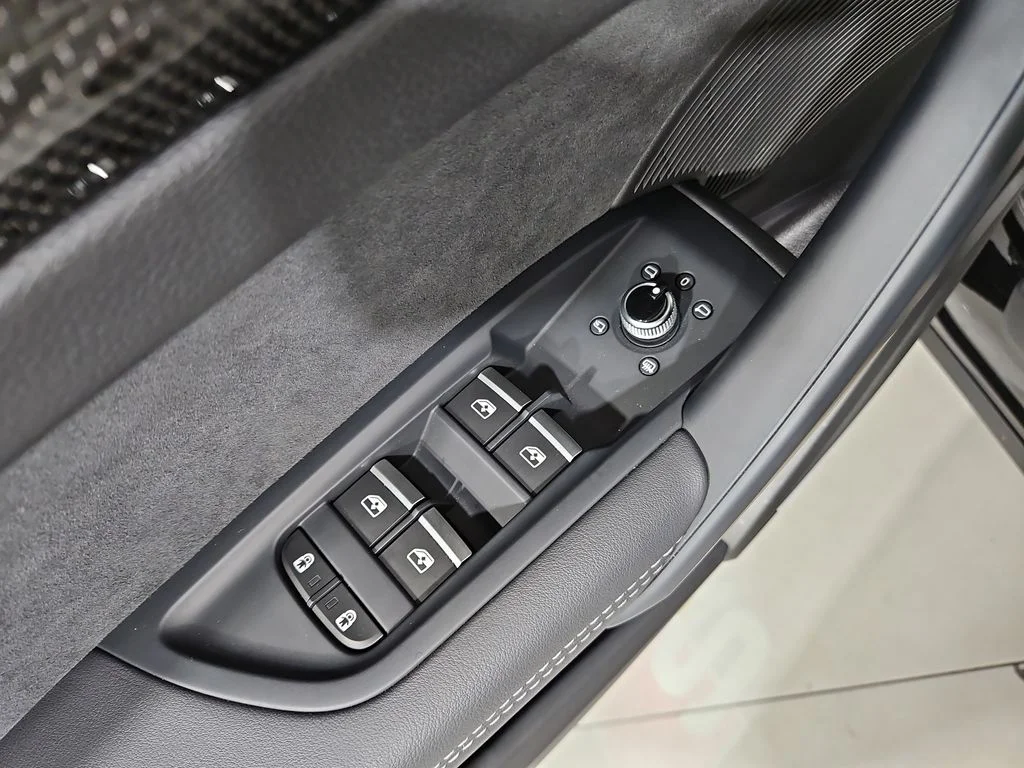 2025 Audi SQ5 Premium Plus - Photo 11