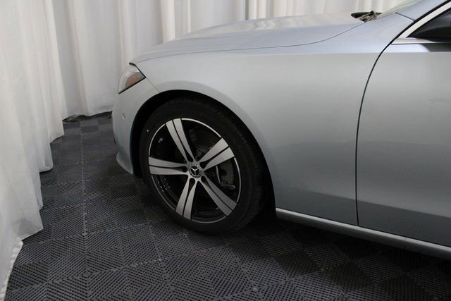 New 2025 Cirrus Silver Metallic Mercedes-Benz C 300 image 39
