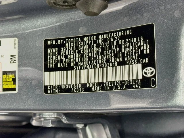 Certified Used 2022  Toyota LE image 31
